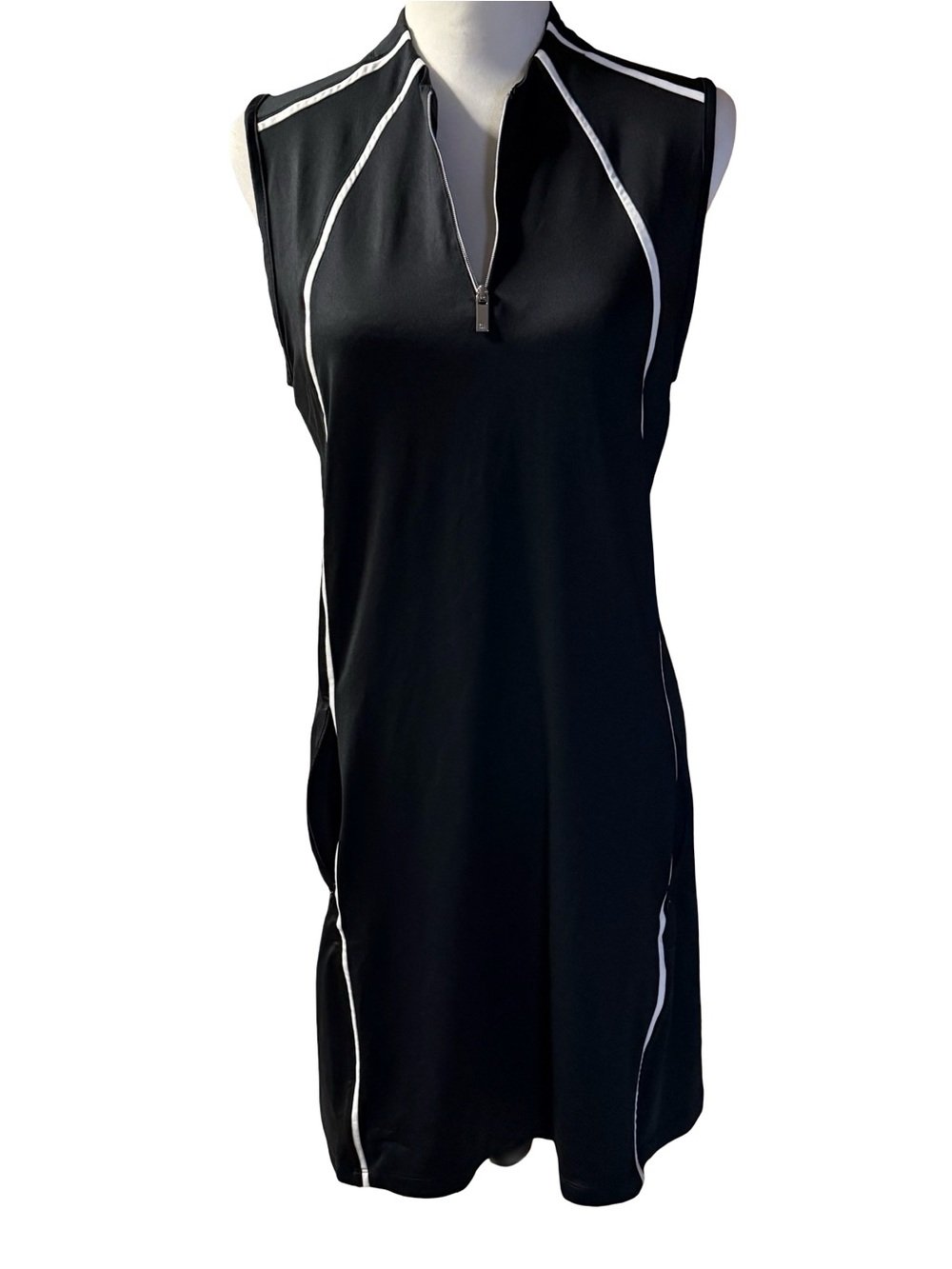 Tail Sleeveless Mika Dress Onyx Black Style GX0829-900X Sz Medium NWT new